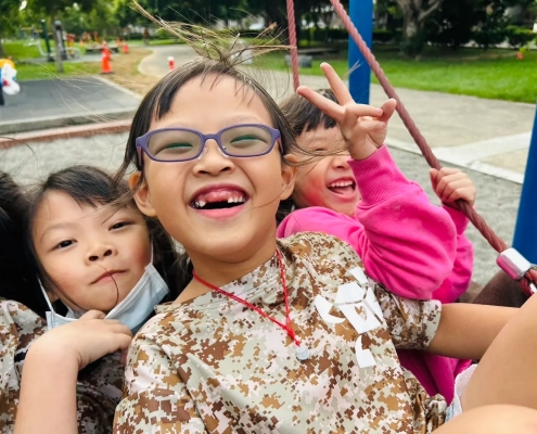 孩子開心的照片2