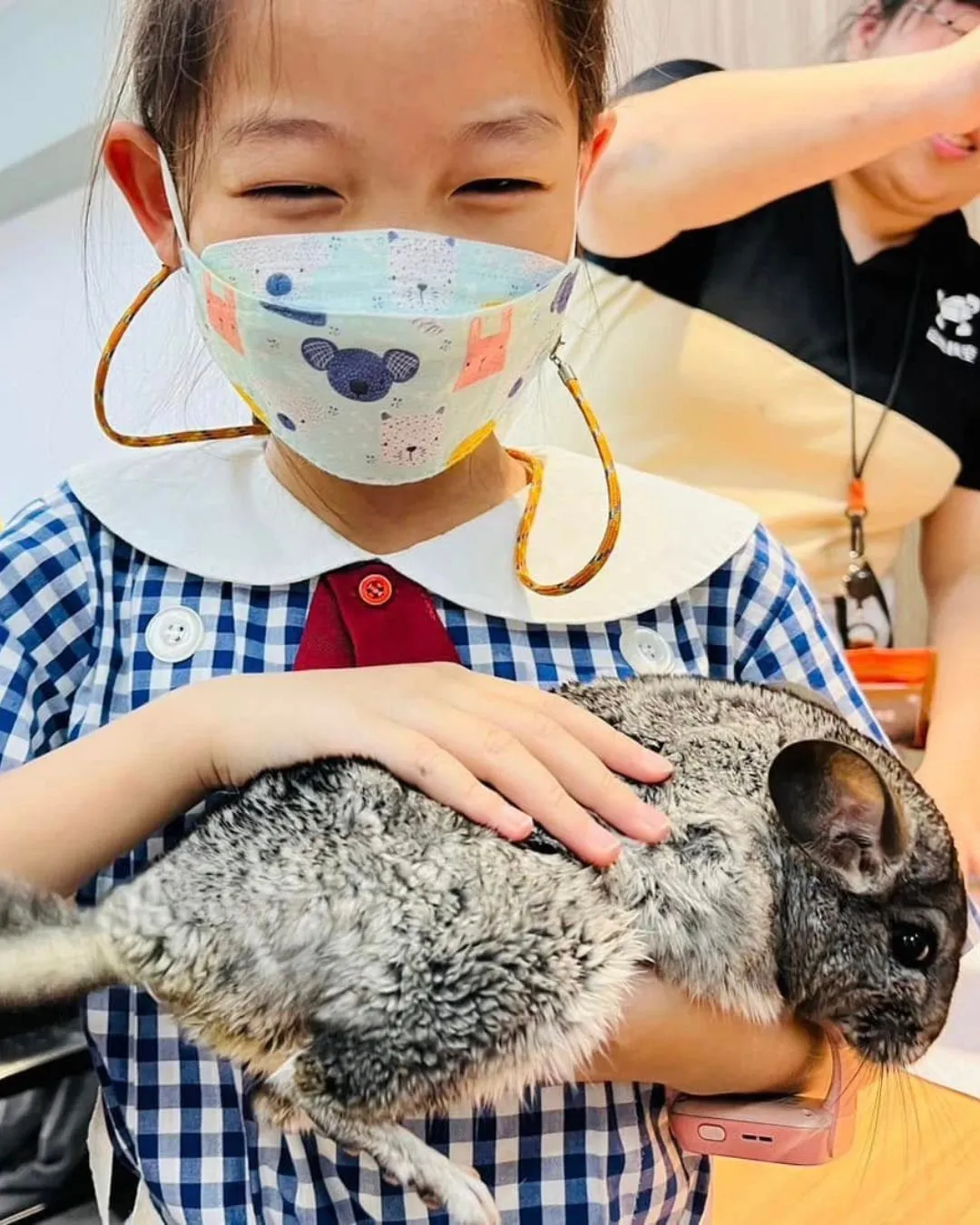 %E5%AF%B5%E7%89%A9%E8%88%87%E5%B0%8F%E5%AD%A9