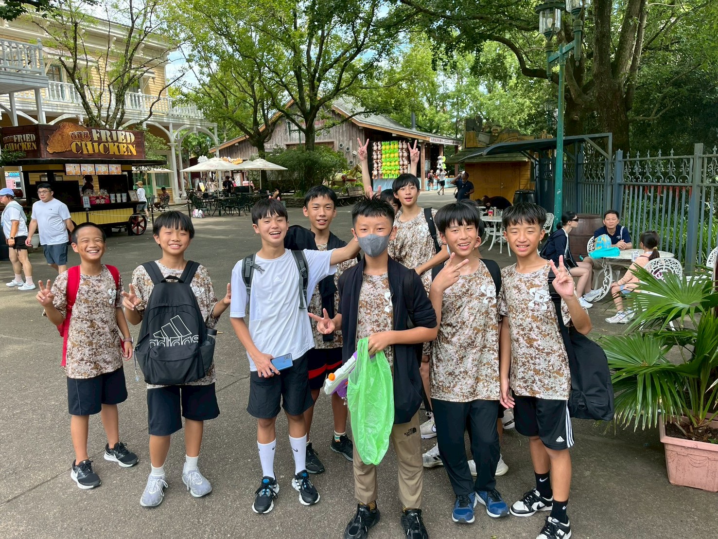 %E6%9A%91%E6%9C%9F%E5%A4%A7%E5%87%BA%E9%81%8A 2